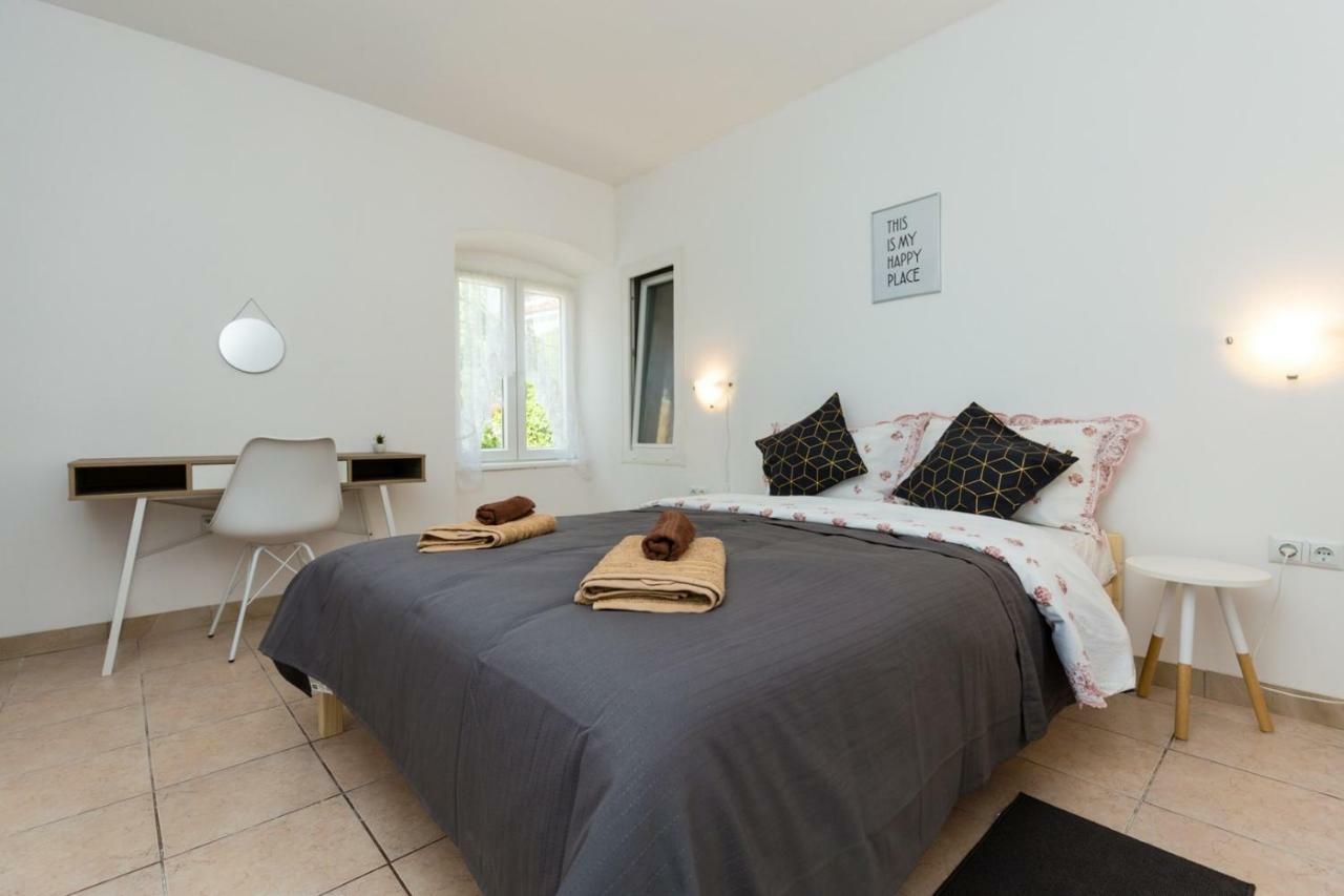 Apartment Kucera Rovinj Exterior foto